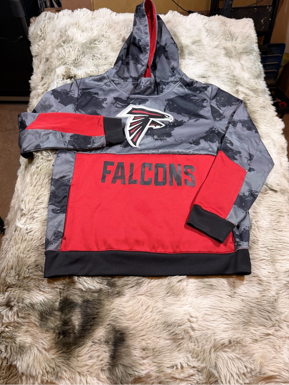 NFL Youth Falcons Red and Gray Pullover Hoodie with Team Logo